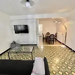Hotel La Barbacane Pied Cite Medievale